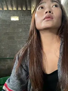 Maymay   online show from November 16, 2025, 4:51 am