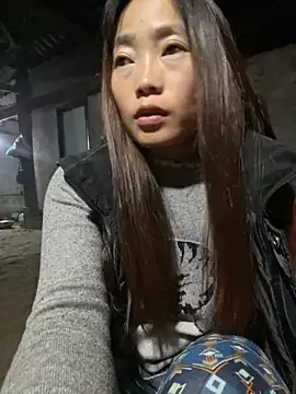 Maymay   online show from November 20, 2025, 1:00 pm