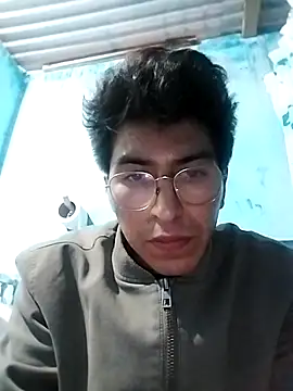 Rizz Latino online show from October 11, 2025, 7:40 am