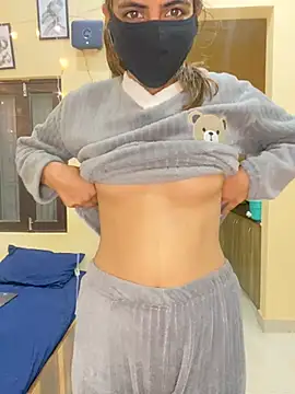 Snapshot of deepikaa_aroraa chatting on January 12, 2026, 3:50 pm deepikaa aroraa online show from January 12, 2026, 3:50 pm