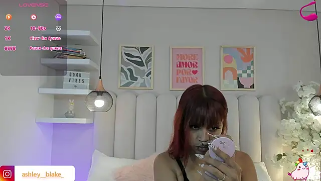 Isabella  gonzalez  online show from November 29, 2025, 3:20 am