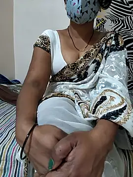 Snapshot of Best_Kannada_Couple chatting on November 3, 2025, 5:25 pm Best Kannada Couple online show from November 3, 2025, 5:25 pm