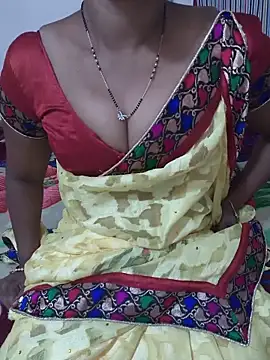 Snapshot of Best_Kannada_Couple chatting on May 13, 2026, 5:49 am Best Kannada Couple online show from May 13, 2026, 5:49 am