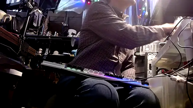 Cgggggffgggfgg online show from March 12, 2026, 1:06 pm