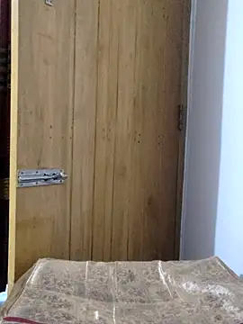 Tanha18 online show from December 17, 2025, 4:24 pm