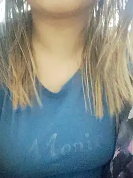 Tanha18 online show from January 11, 2026, 5:51 pm