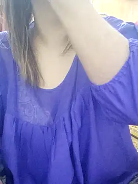 Tanha18 online show from January 14, 2026, 6:46 pm