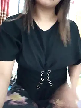 Tanha18 online show from April 15, 2026, 5:53 pm