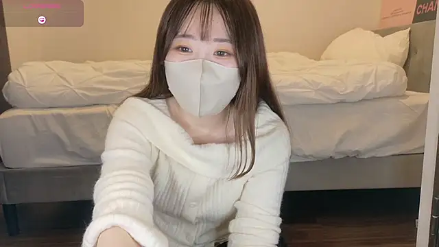 Snapshot of yura_ra_ra chatting on April 18, 2026, 1:15 pm yura ra ra online show from April 18, 2026, 1:15 pm
