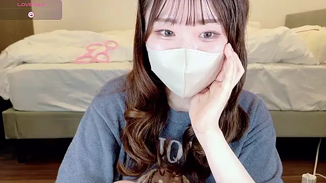 Snapshot of yura_ra_ra chatting on May 29, 2026, 7:17 am yura ra ra online show from May 29, 2026, 7:17 am