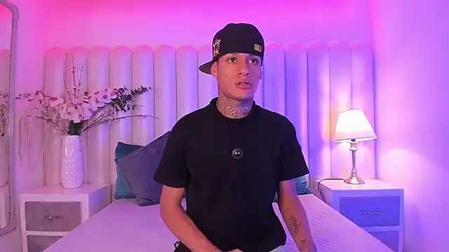 GaelCarter online show from October 28, 2025, 1:42 am