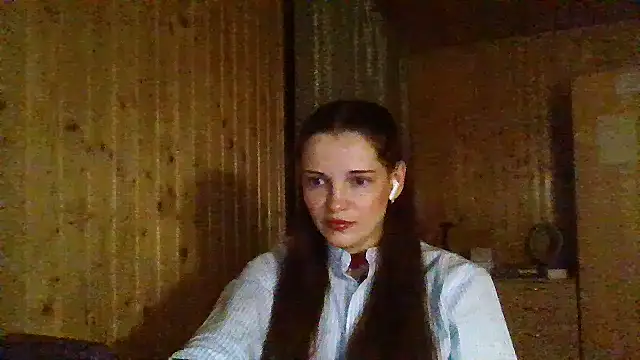 AmeliieLaFleur online show from May 13, 2026, 9:11 pm