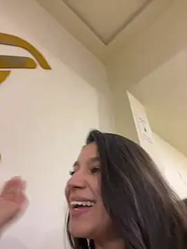 AlyssaRay online show from February 5, 2026, 6:45 pm