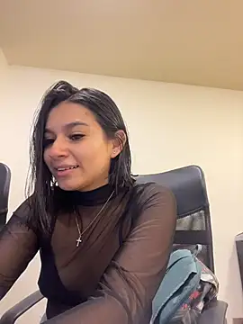 Snapshot of AlyssaRay chatting on April 27, 2026, 5:11 pm AlyssaRay online show from April 27, 2026, 5:11 pm