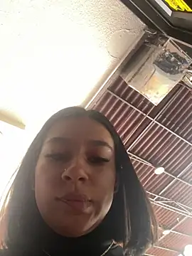 Snapshot of AlyssaRay chatting on May 12, 2026, 2:14 pm AlyssaRay online show from May 12, 2026, 2:14 pm