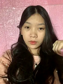 Snapshot of linh-lan1 chatting on October 14, 2025, 10:38 am linh-lan1 online show from October 14, 2025, 10:38 am