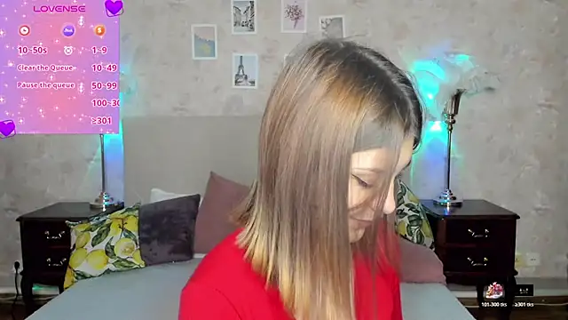 Snapshot of MargoChill chatting on November 12, 2025, 2:28 pm MargoChill online show from November 12, 2025, 2:28 pm