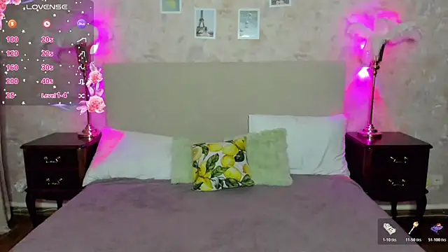 Snapshot of MargoChill chatting on November 24, 2025, 2:17 pm MargoChill online show from November 24, 2025, 2:17 pm