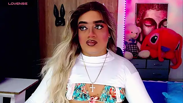 Snapshot of Sofiabigcock22 chatting on October 22, 2025, 11:10 am Sofiabigcock22 online show from October 22, 2025, 11:10 am