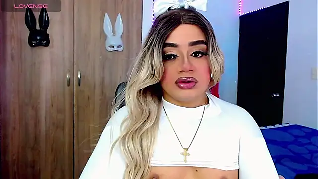 Snapshot of Sofiabigcock22 chatting on October 25, 2025, 11:51 am Sofiabigcock22 online show from October 25, 2025, 11:51 am