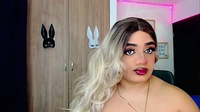 Snapshot of Sofiabigcock22 chatting on November 7, 2025, 11:43 am Sofiabigcock22 online show from November 7, 2025, 11:43 am