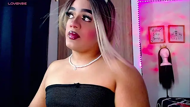 Sofiabigcock22 online show from February 12, 2026, 4:18 am