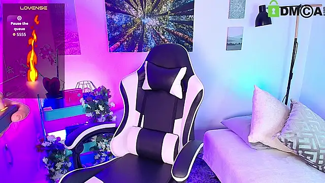 Alex carter online show from October 30, 2025, 10:38 am