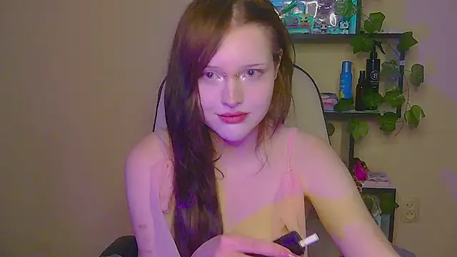 WickedBelle online show from October 24, 2025, 4:47 pm