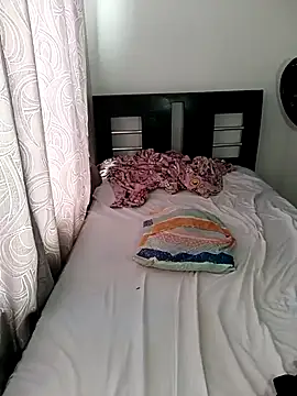 Snapshot of Ruberga20 chatting on November 10, 2025, 2:16 pm Ruberga20 online show from November 10, 2025, 2:16 pm