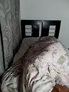 Snapshot of Ruberga20 chatting on November 12, 2025, 8:04 am Ruberga20 online show from November 12, 2025, 8:04 am