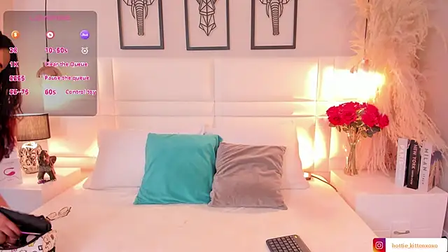 Ari lynn  online show from November 14, 2025, 3:27 am