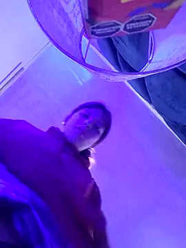 l0lita sweet online show from November 6, 2025, 11:22 am