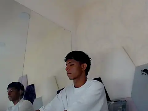 Mick storm online show from November 5, 2025, 6:52 pm