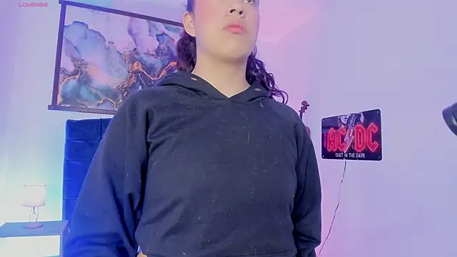 Snapshot of Ximen_moo chatting on November 14, 2025, 4:44 am Ximen moo online show from November 14, 2025, 4:44 am