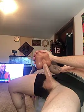 Snapshot of BigDickMike420 chatting on November 10, 2025, 10:42 pm BigDickMike420 online show from November 10, 2025, 10:42 pm