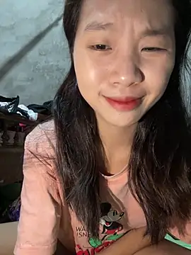 namicute online show from February 25, 2026, 1:59 am