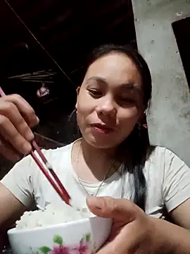 Snapshot of kitachu chatting on November 5, 2025, 11:43 am kitachu online show from November 5, 2025, 11:43 am