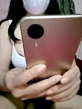 Snapshot of SansanCii chatting on November 2, 2025, 9:28 pm SansanCii online show from November 2, 2025, 9:28 pm