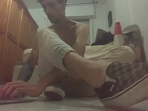 lucky1661 online show from November 5, 2025, 12:32 am