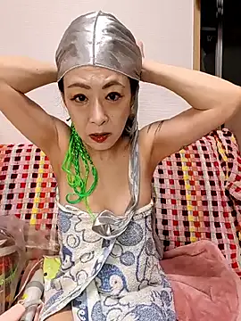 Snapshot of jyuse000ryuse chatting on July 7, 2026, 11:14 am jyuse000ryuse online show from July 7, 2026, 11:14 am