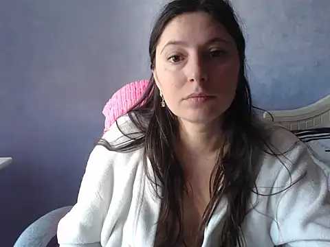 Snapshot of LuckyLisa23 chatting on April 6, 2026, 11:11 am LuckyLisa23 online show from April 6, 2026, 11:11 am