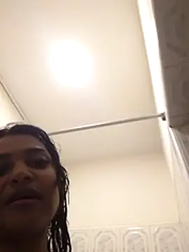 Snapshot of Dulcesura chatting on November 9, 2025, 3:21 pm Dulcesura online show from November 9, 2025, 3:21 pm