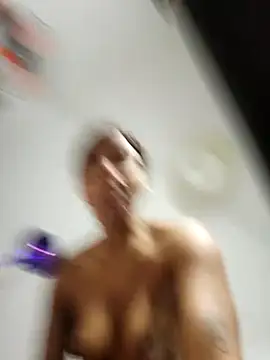 Snapshot of Jxxxa2 chatting on November 11, 2025, 11:32 am Jxxxa2 online show from November 11, 2025, 11:32 am