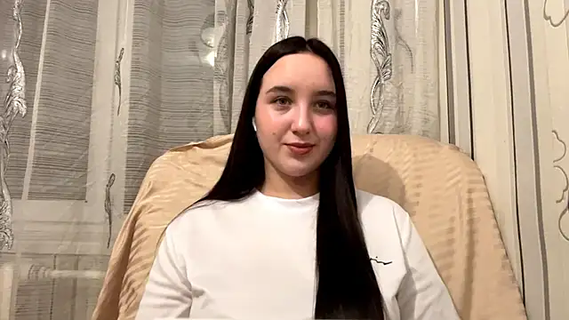 DaisyMolly online show from November 11, 2025, 6:08 pm