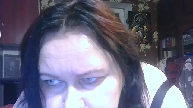 CharleeKendall online show from November 4, 2025, 9:36 pm