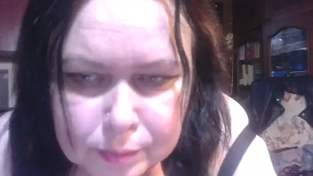 CharleeKendall online show from December 14, 2025, 1:05 pm