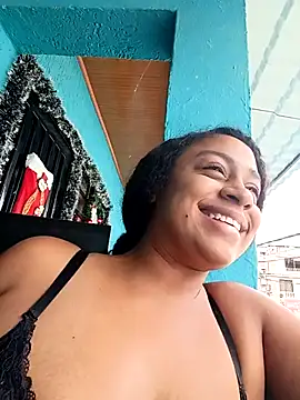 lacrespa24 online show from November 29, 2025, 4:32 pm