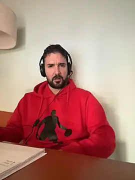 ReDiBastoni90 online show from November 10, 2025, 8:02 am