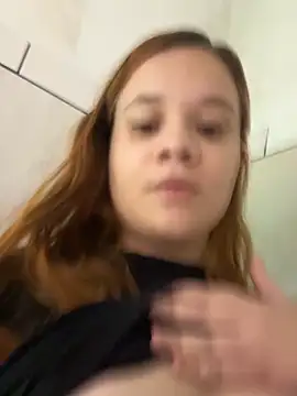 Snapshot of ruivinhadancer chatting on December 3, 2025, 1:31 pm ruivinhadancer online show from December 3, 2025, 1:31 pm