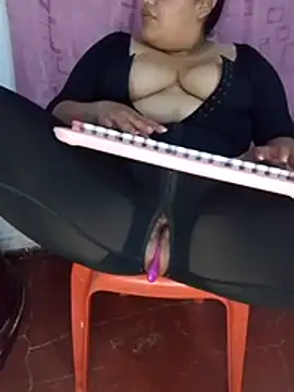 natt-bigass online show from December 20, 2025, 7:15 am